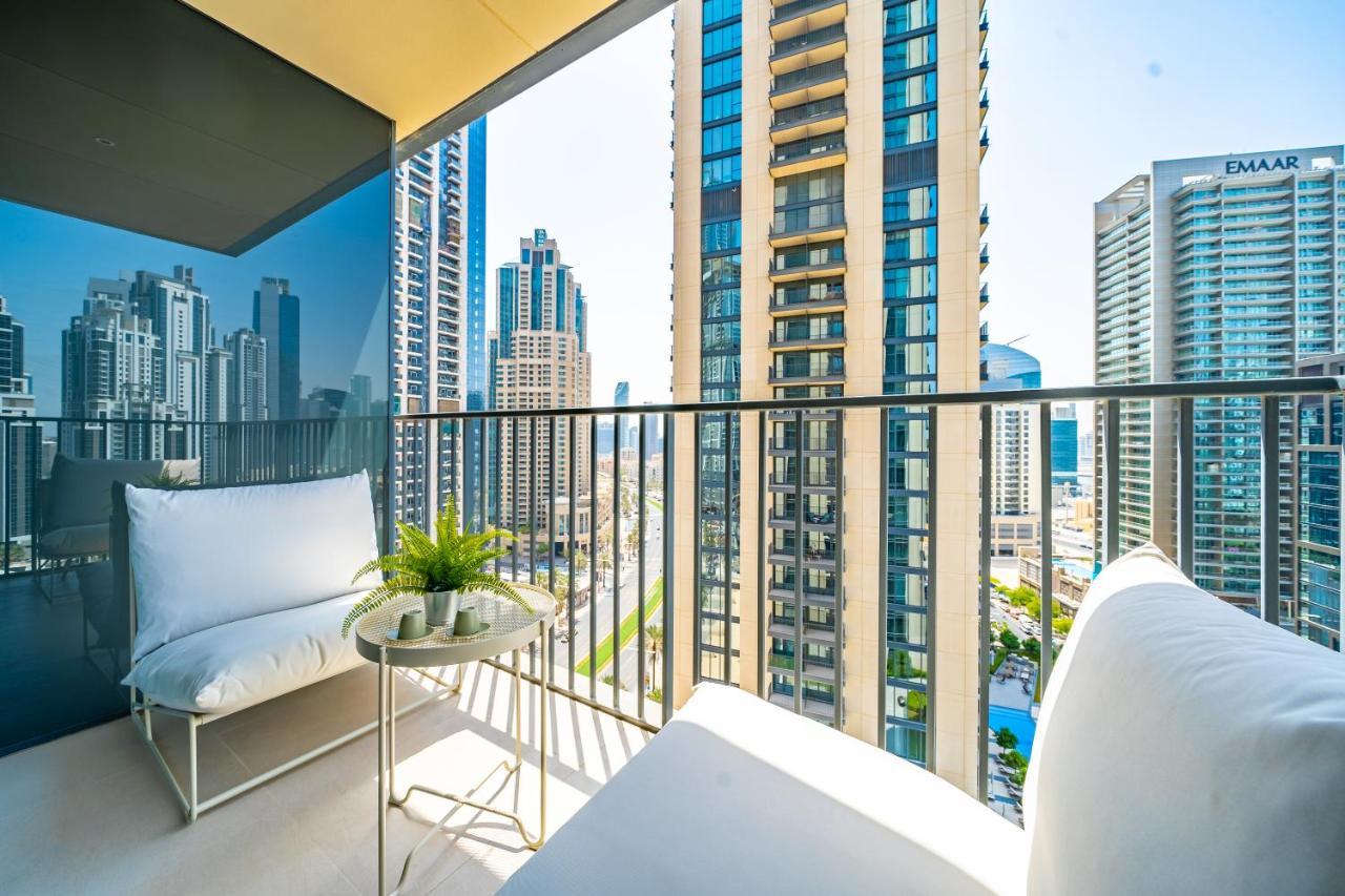 דובאי Incredible Views From This Classy Apt With Terrace מראה חיצוני תמונה